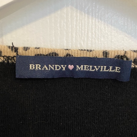 Brandy Melville long sleeve - Picture 3 of 4
